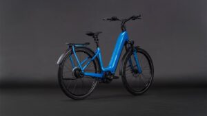 Cube Kathmandu Hybrid Comfort Pro 800 azure´n´black Easy Entry
