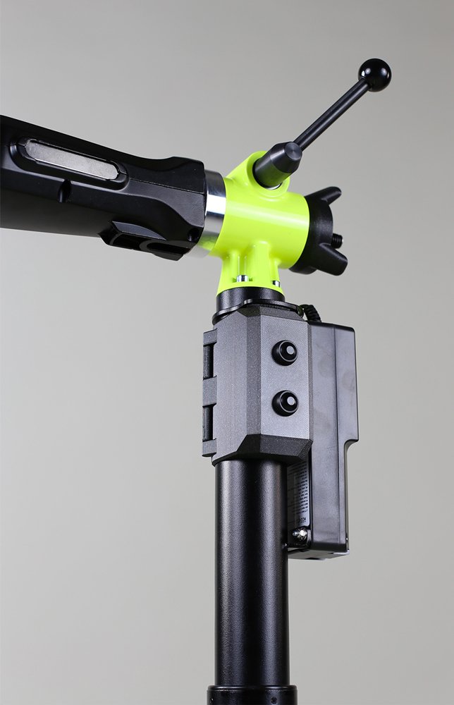 X10 Assistente mobile con custodia
