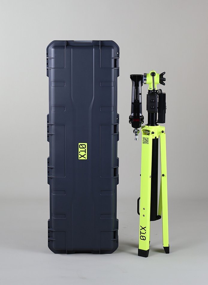 X10 Assistente mobile con custodia
